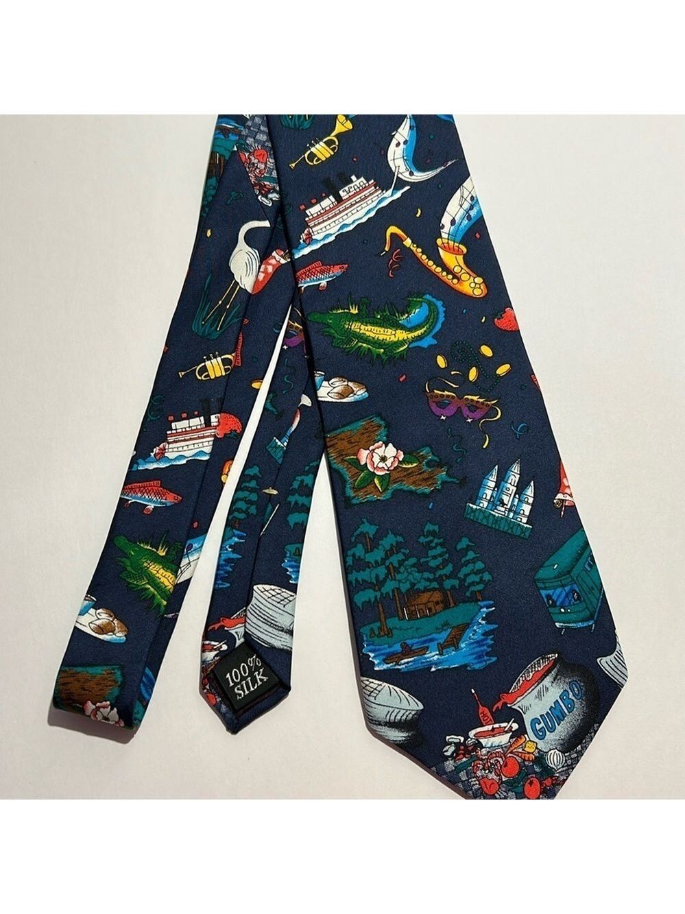 Wembly vintage New Orleans necktie. Preowned good condition.